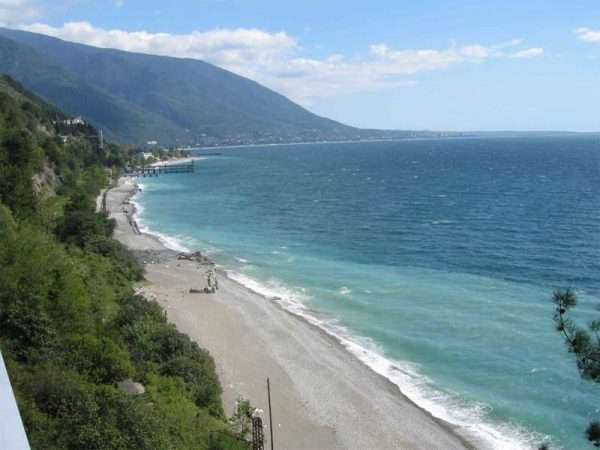 Черноморское побережье в Абхазии
