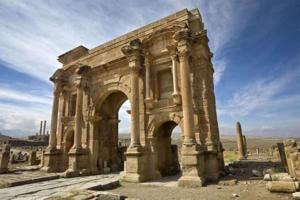 Памятник древней архитектуры в Алжире