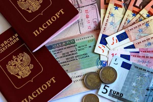 Шенгенская многоразовая виза, евро и загранпаспорта
